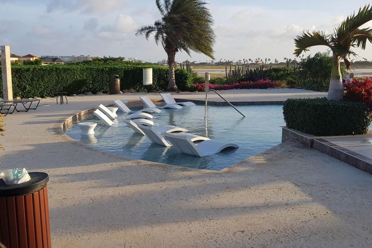 Wonder Apartment In Gold Coast With Private Pool Palm Beach Luaran gambar